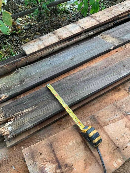 Стара дошка сіра