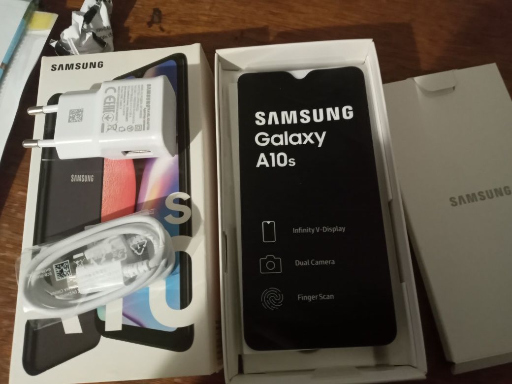 Продам Samsung Galaxy A10s 2/32GB