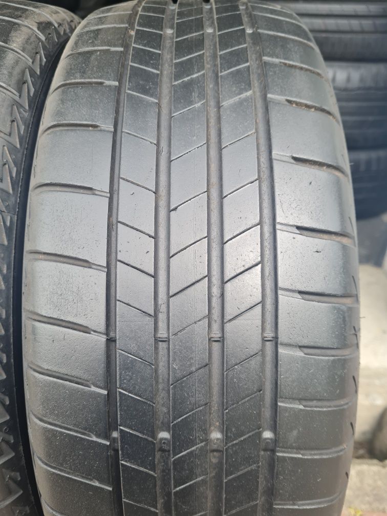 205/60R16 Bridgestone Turanza T005.