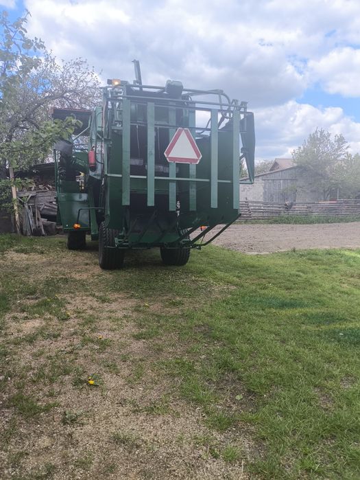 комбайн Volvo 830