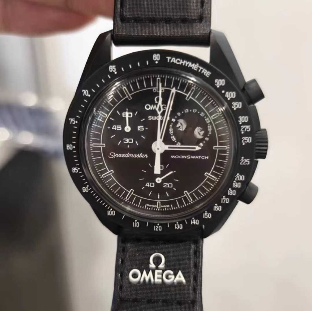 Swatch x Omega Bioceramic Moonswatch Mission To Moonphase Snoopy
Black