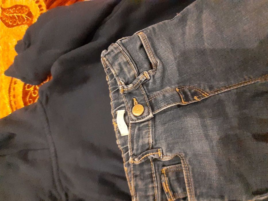 Camisola Minie brilhante e calcas de ganga mango 3 anos