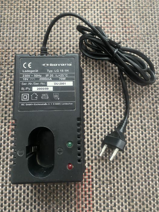 Зарядка для шуруповерта 12-18V