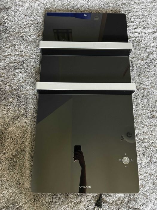 Elektryczny szklany kaloryfer na ręczniki CREATE