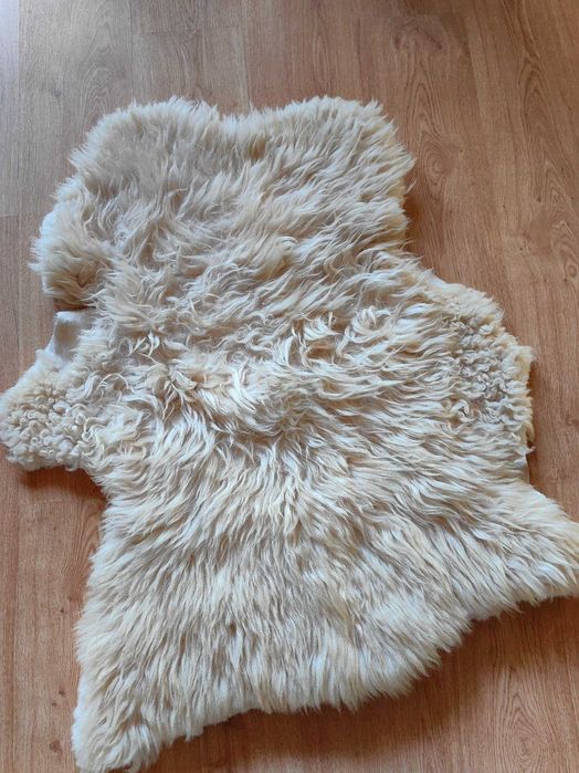 prawdziwa Skóra naturalna owcza bardzo duża XXL.