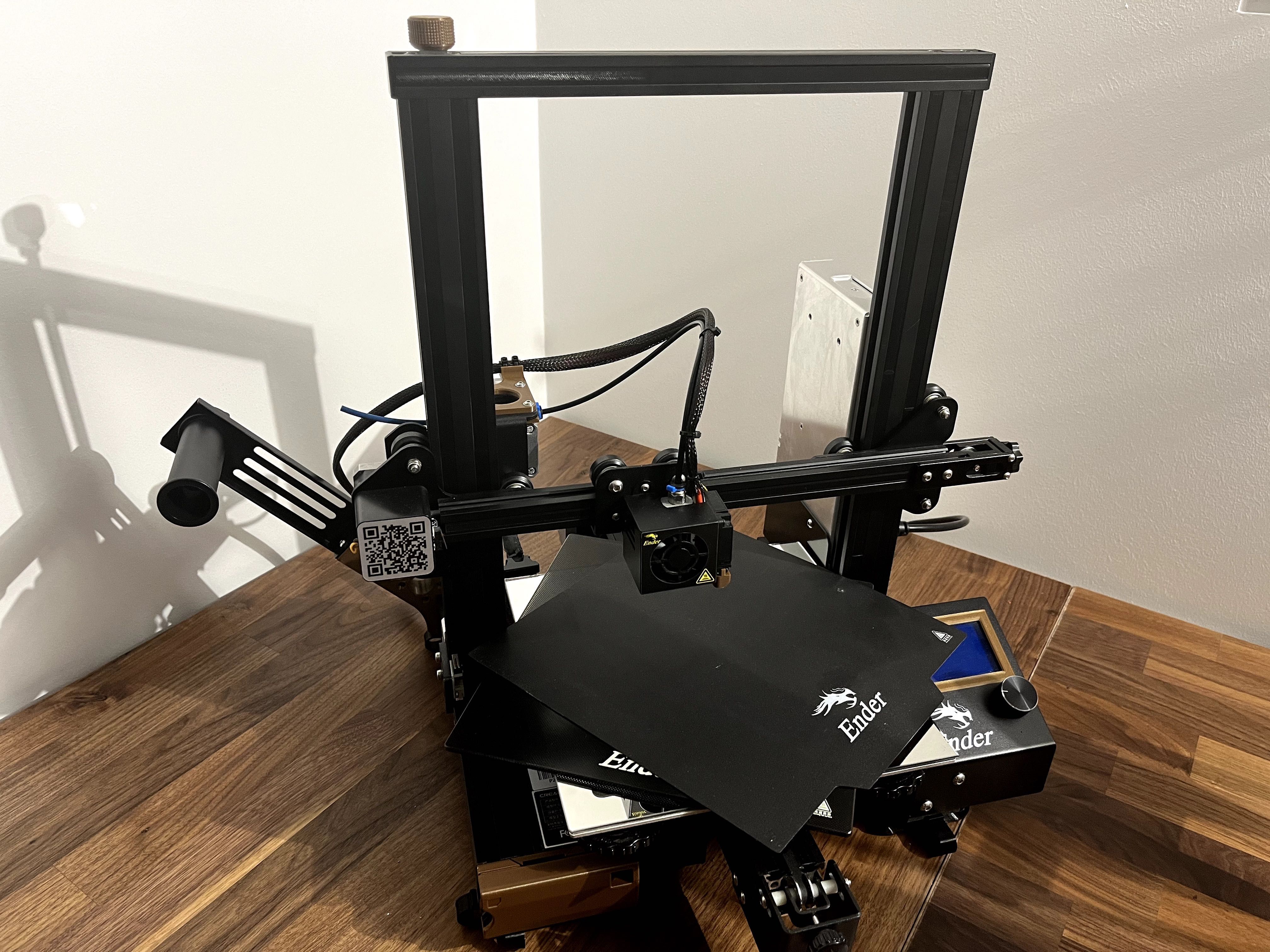 Impressora 3D Ender 3 Pro com upgrades