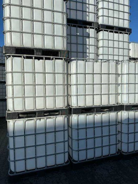 Zbiorniki używane umyte, czyste 1000L na palecie plastikowej