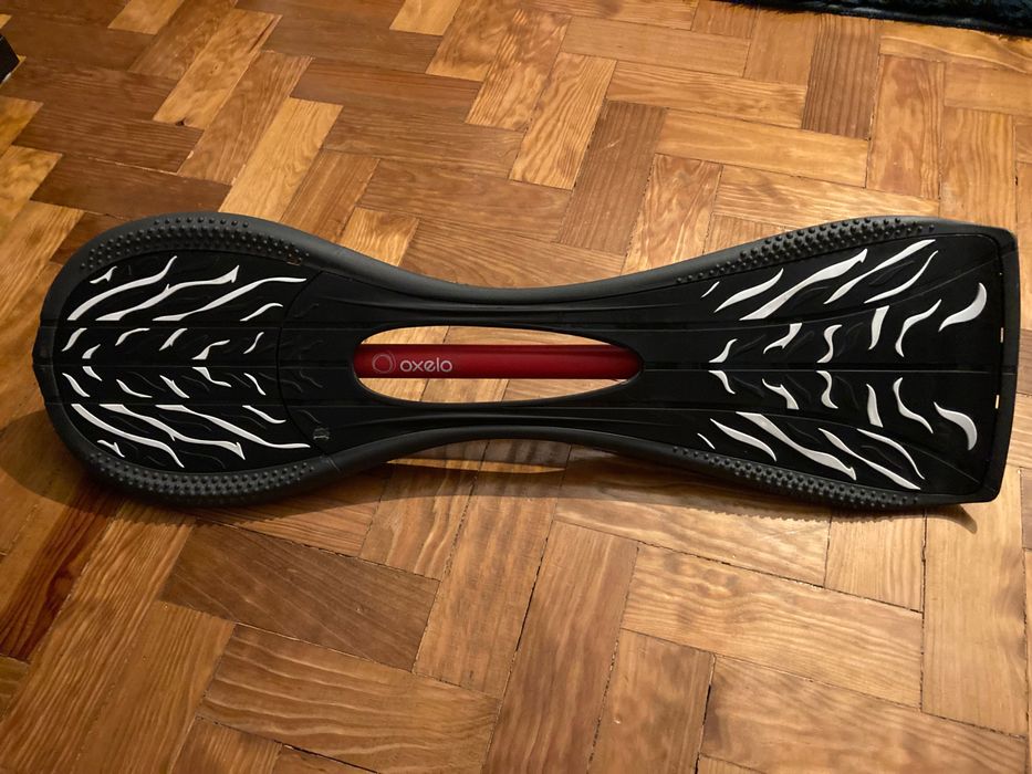 Skate oxelo praticamente novo!