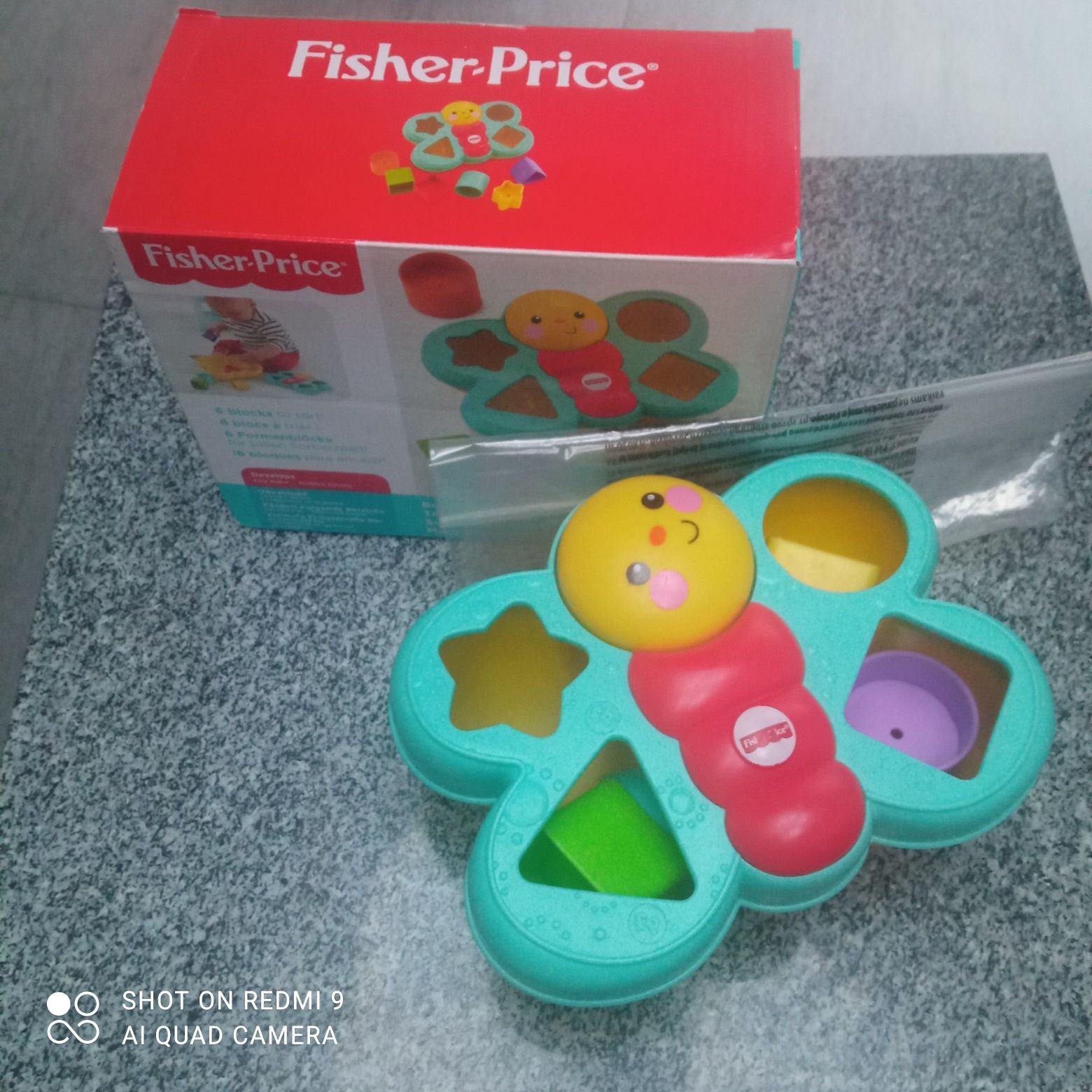 Motylek Fisher Price zabawka edukacyjna