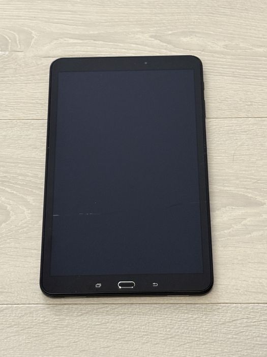 Samsung Galaxy Tab SM-T585