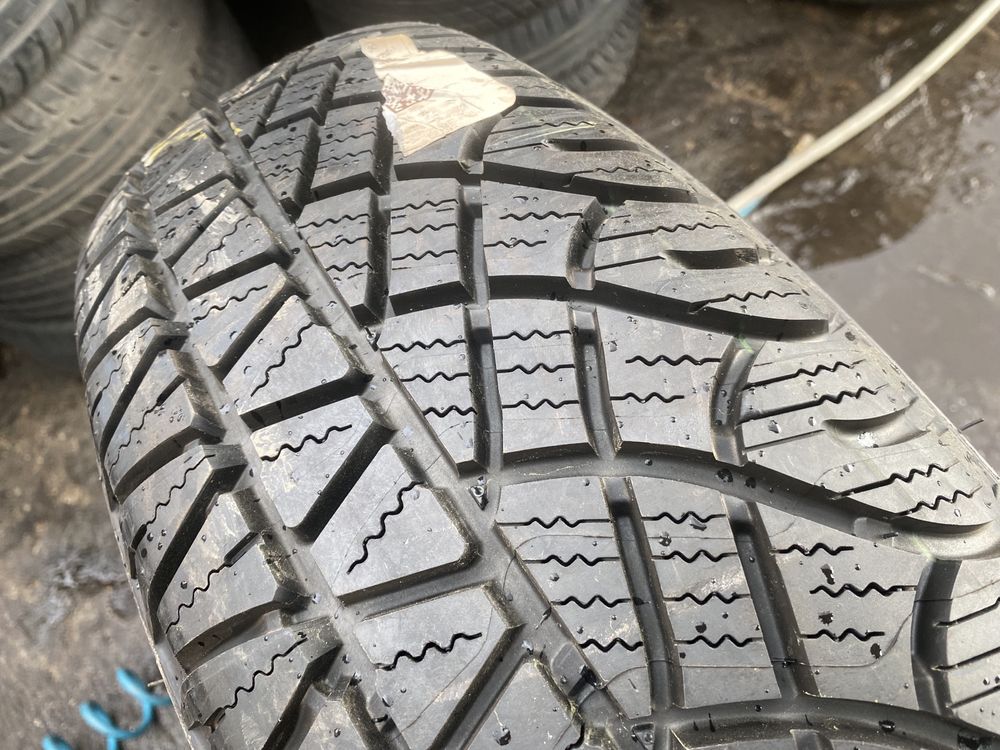 Opony terenowe Michelin Latitude Cross 215/75 R15 2szr. 2014r. Nowe