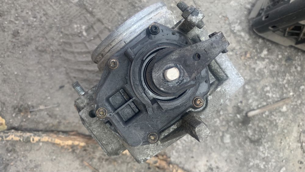 Дроссельная заслонка BMW E46 E39 E38 M52TU 1433414 hella 007623