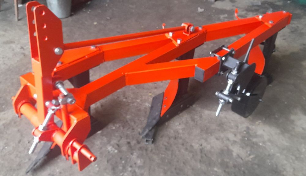 Продам плуг" ВІРАКС " 3/25