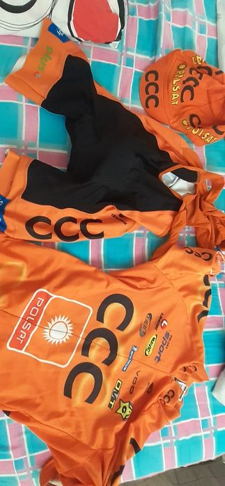 Strój kolarski ccc czapeczka
