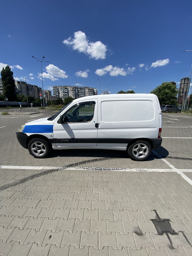 Продам Citroen Berlingo-1.4L бензин, 2008р