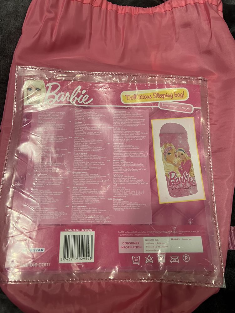 Śpiwór Barbie idealny również do zabawy, nocka u koleżanki