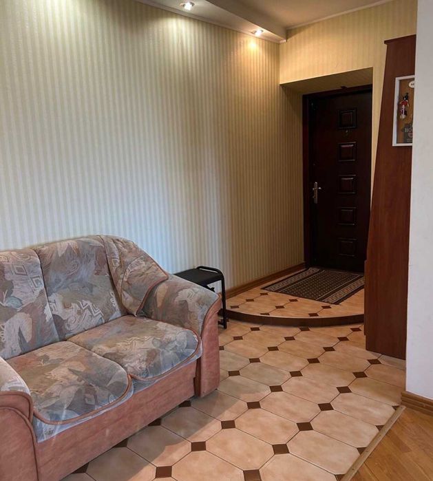 4-кімнатна квартира в центрі міста по вул. Ріхтера