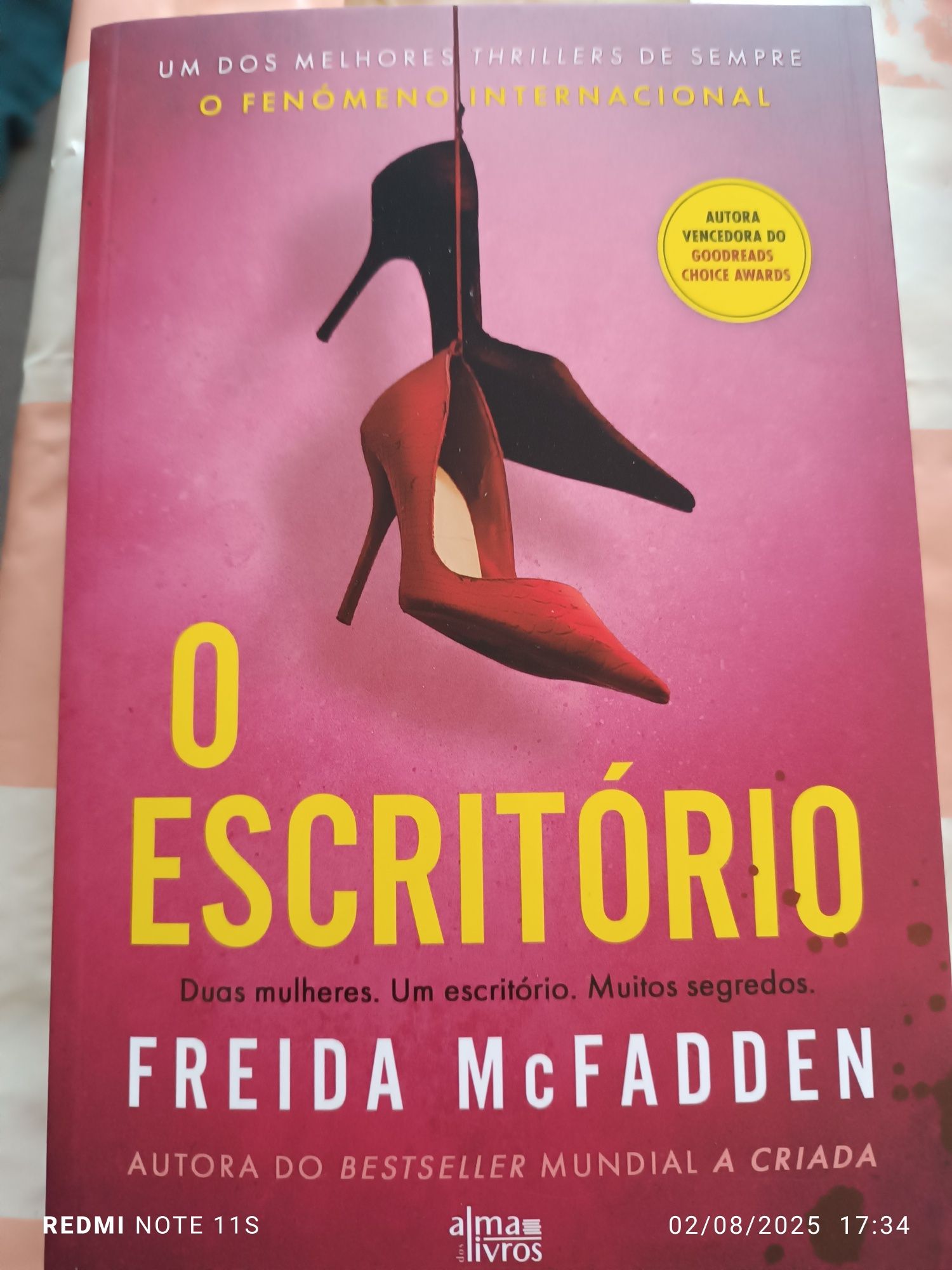 Livro NOVO o ESCRITÓRIO de FREIDA McFADDEN