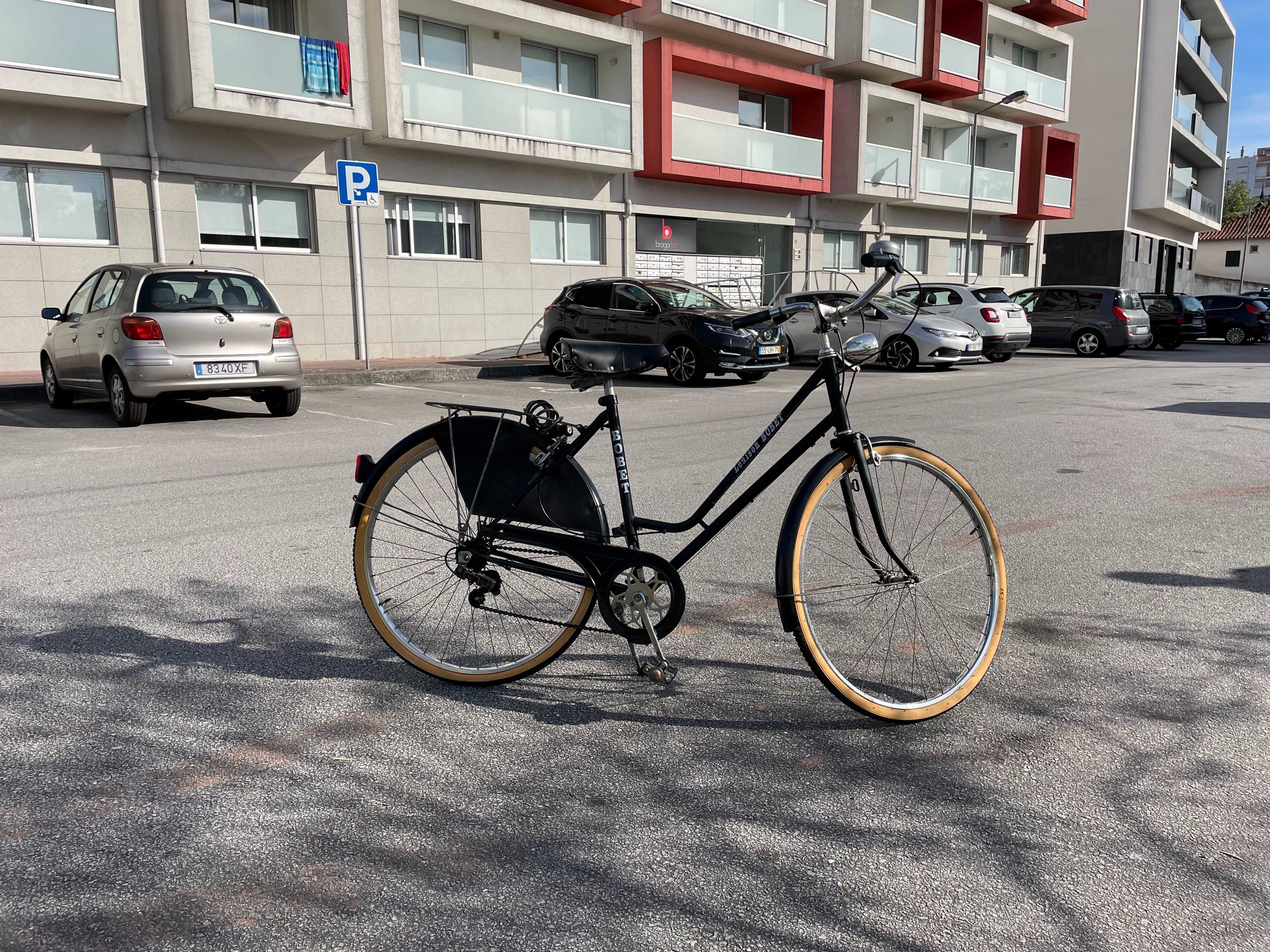 Bicicleta  clásica Marca Louison Bobet pneu 26