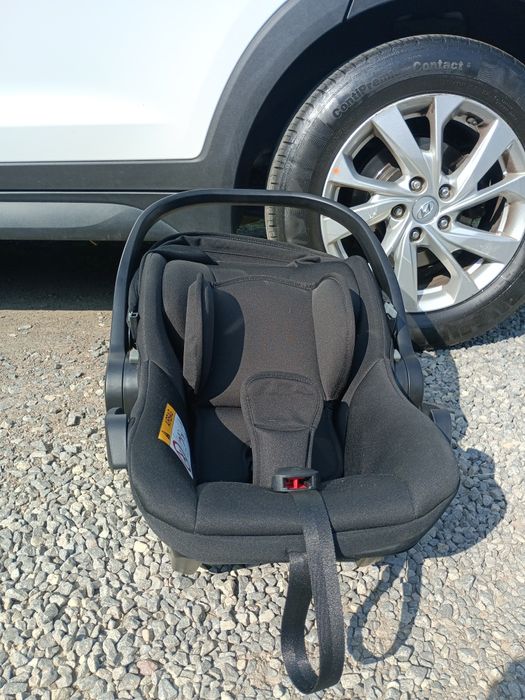 Автокрісло Britax Römer BABY-SAFE CORE (Space Black)