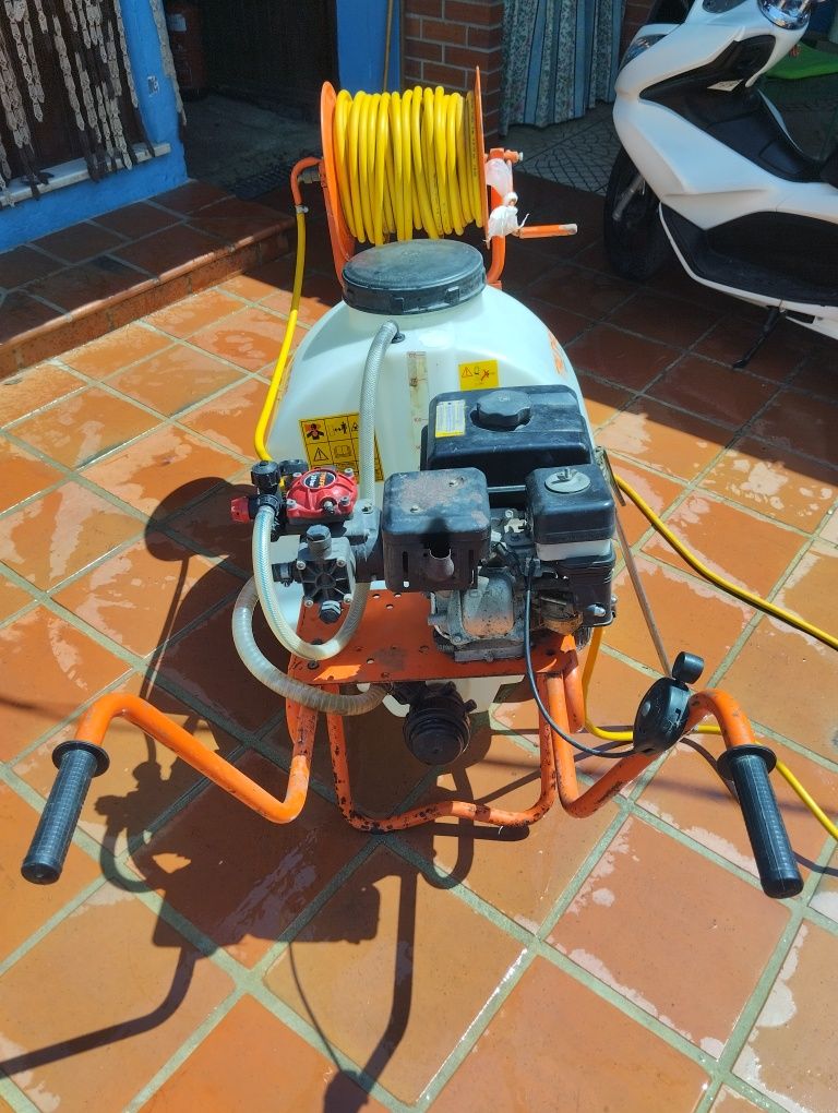 Pulverizador 120l