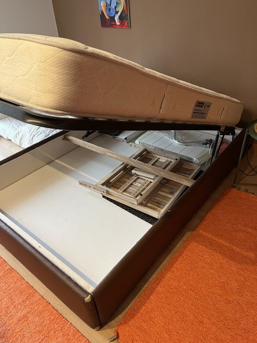 Estrutura cama com arrumação, com colchão, 140x200 cm