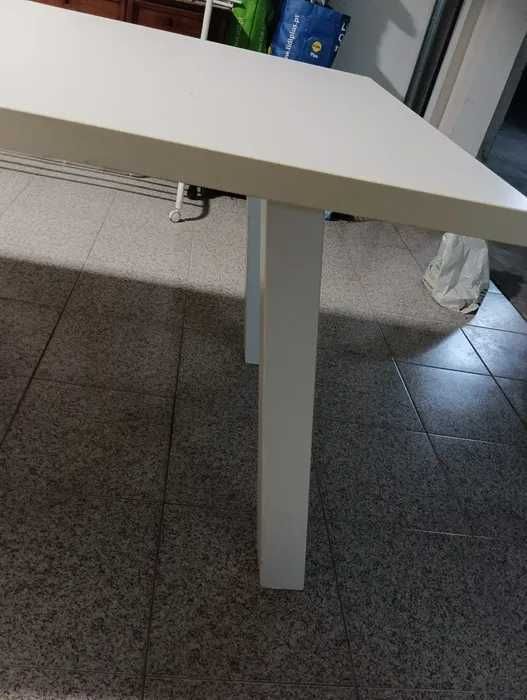 Mesa de jantar como nova