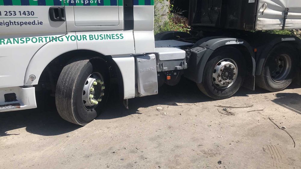 Сідельний тягач MAN TGX26.440 під самоскид самосвальний полуприцеп 6х2