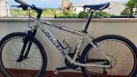Bicicleta CUBE LTD4 Pro Aluminio (optima escolha para rolo indoor)