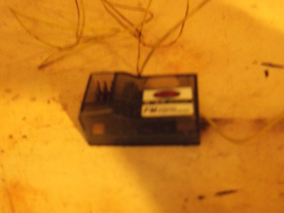 Vendo dois micro receptores para aeromodelismo