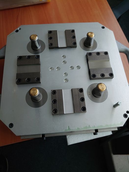 Плита магнітна EROWA