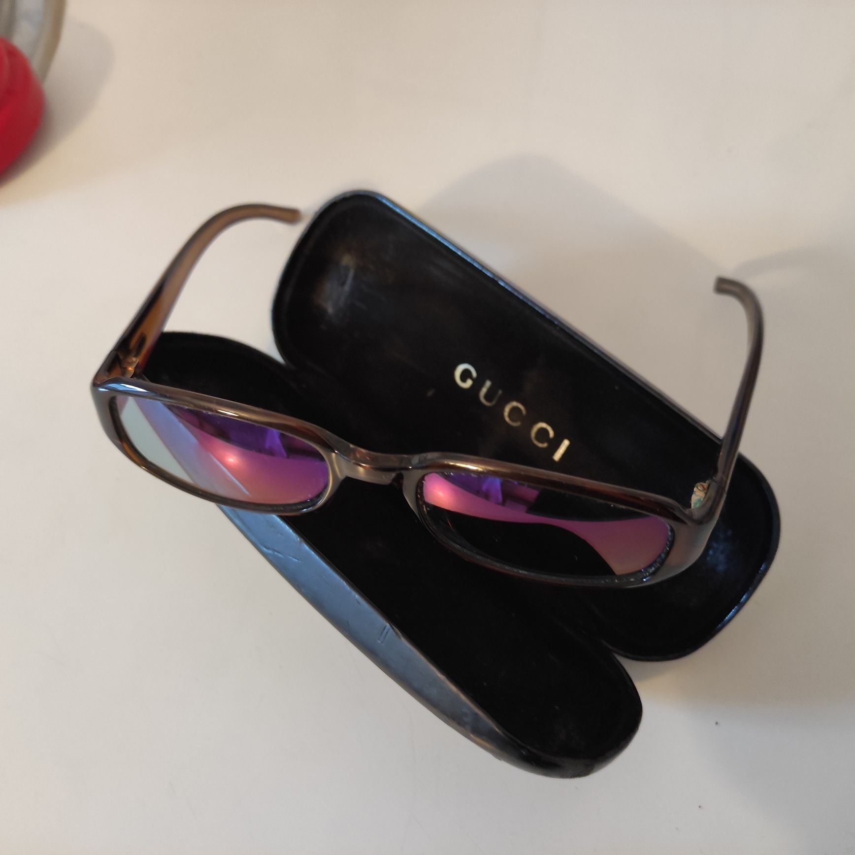 Okulary z polaryzacją Gucci