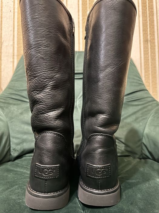 Шкіряні на овчині Ugg 38 розмір 24 см