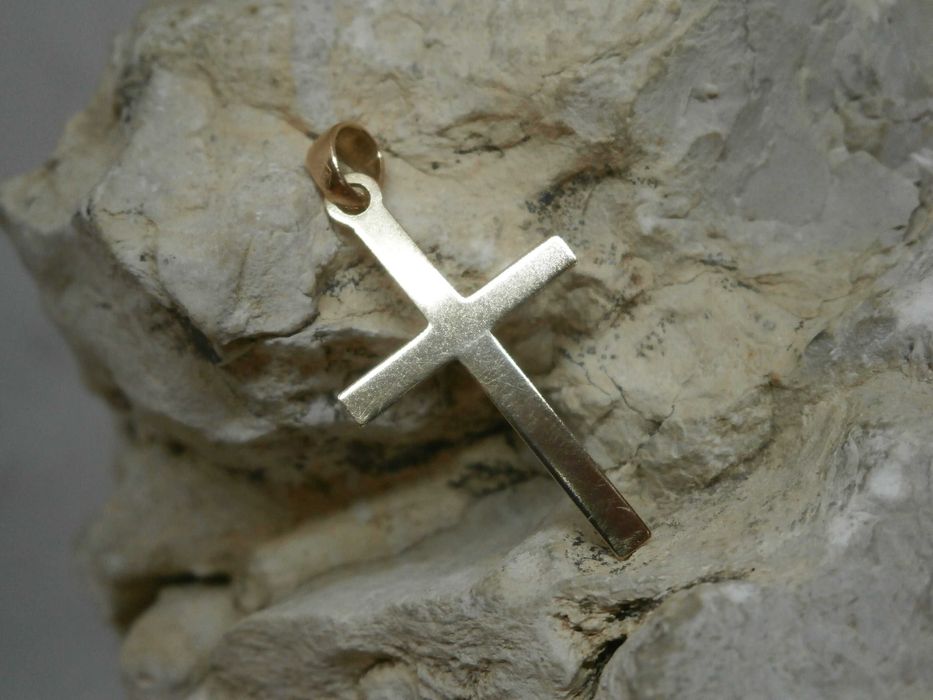 Złota Zawieszka Krzyżyk 14 K-0,82 GR