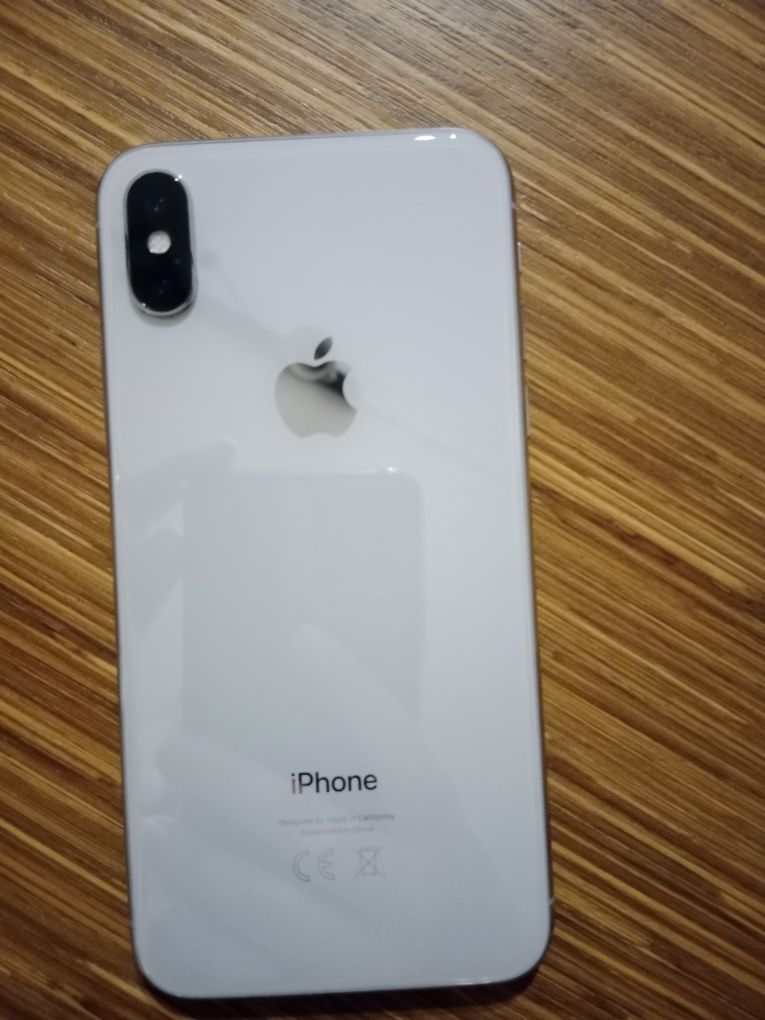 iPhone'a 10 w doskonałym stanie