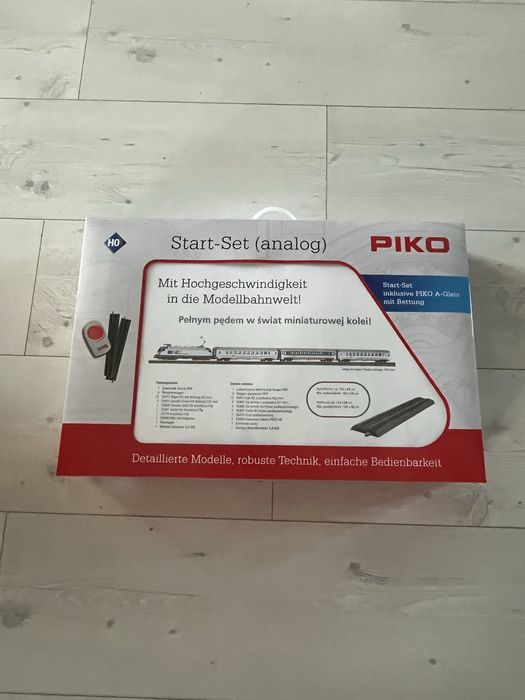 Zestaw piko - pociąg z wagonami