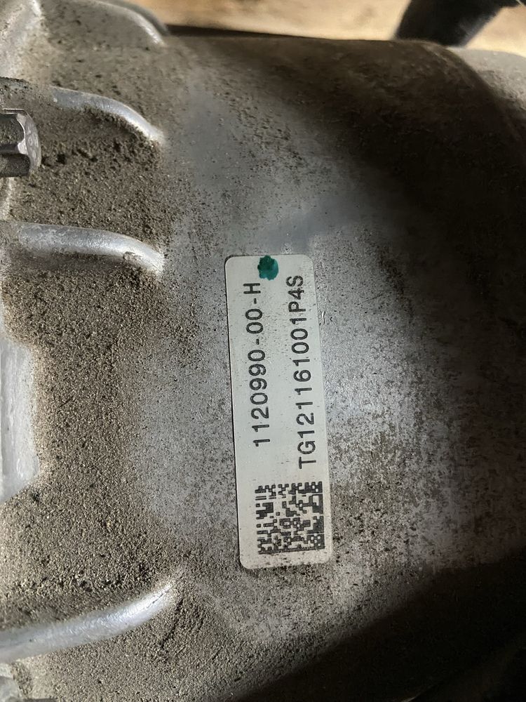 Задня ходова і підрамник Model Y 2021 1044580-00-C