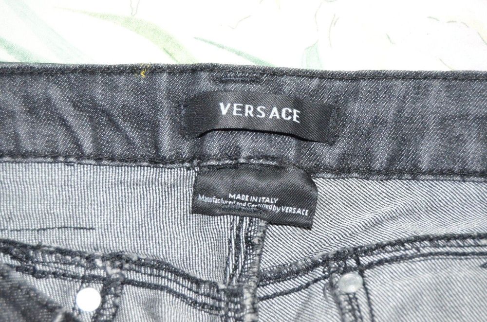 Джинсы Versace Италия 28 размер