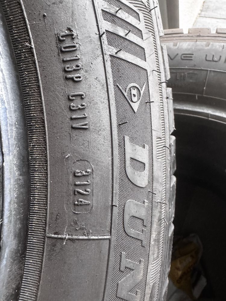 Opony 17 do busa wielosezonowe Dunlop