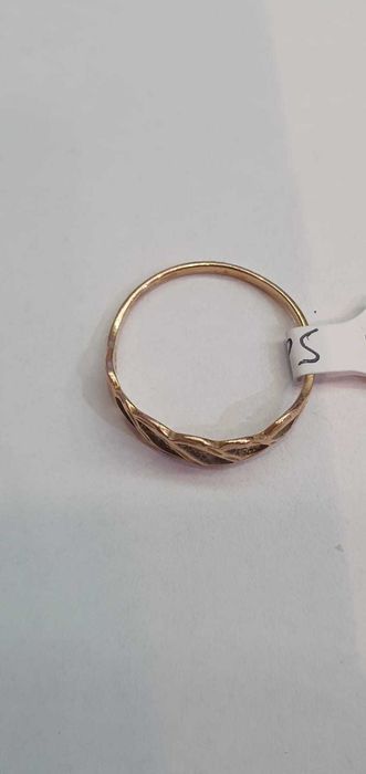 Pierścionek złoty 14 k /585/ 1,31 g.R 20 - Madej Gorlice Mickiewicza -