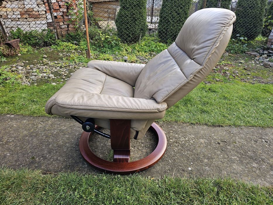 Крісло шкіряне реклайнер