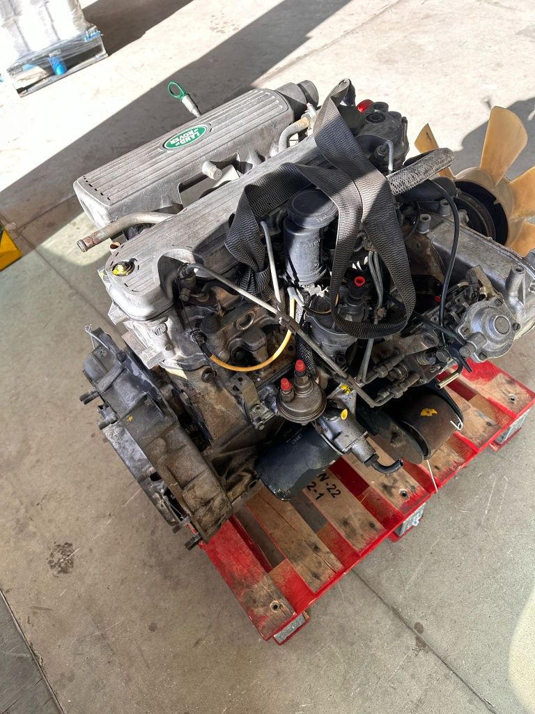 Motor Discovery 200, Defender 2.5 TDI   12l