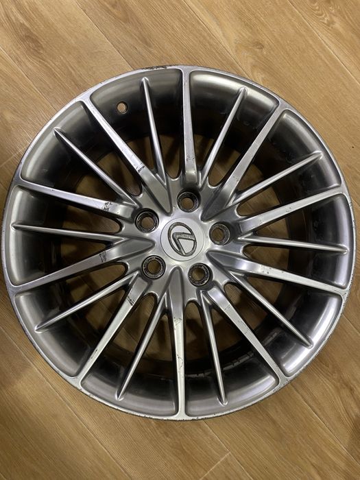 Диски lexus 7,5x17 5x114,3 ET35 DIA60,1