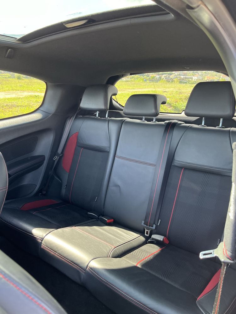Peugeot 208 GTI 1.6