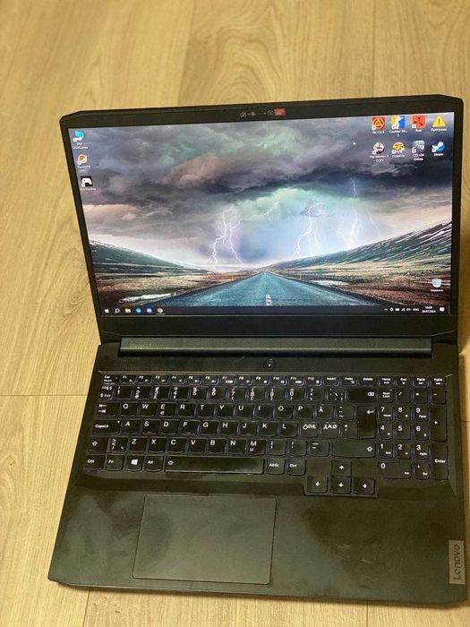 Lenovo IdeaPad Gaming 3 RTX 3050 i5-11300H 15.6