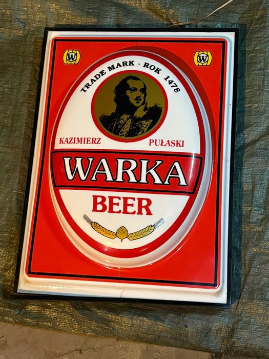 Plafon na ścianę , dekoracja świetlna , reklama  browar Warka