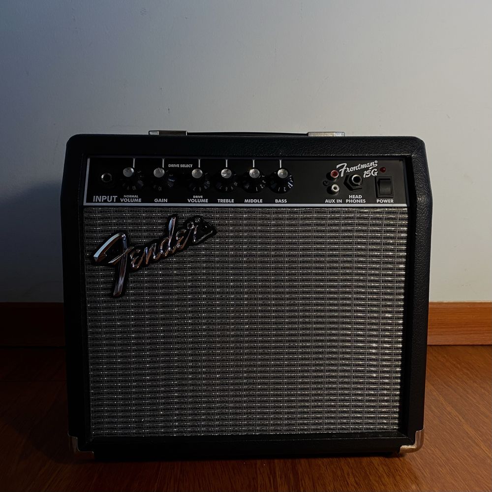 COMO NOVO Fender amplificador 15g *vibe vintage*