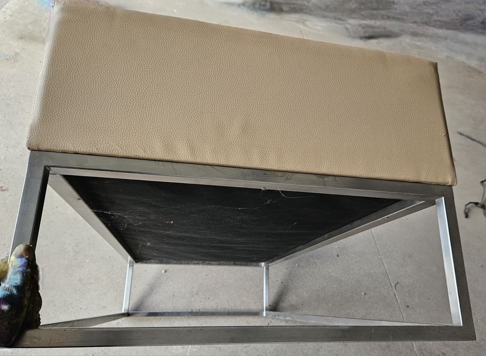 Pufa/otomana/sofa stelaż chrom beżowa