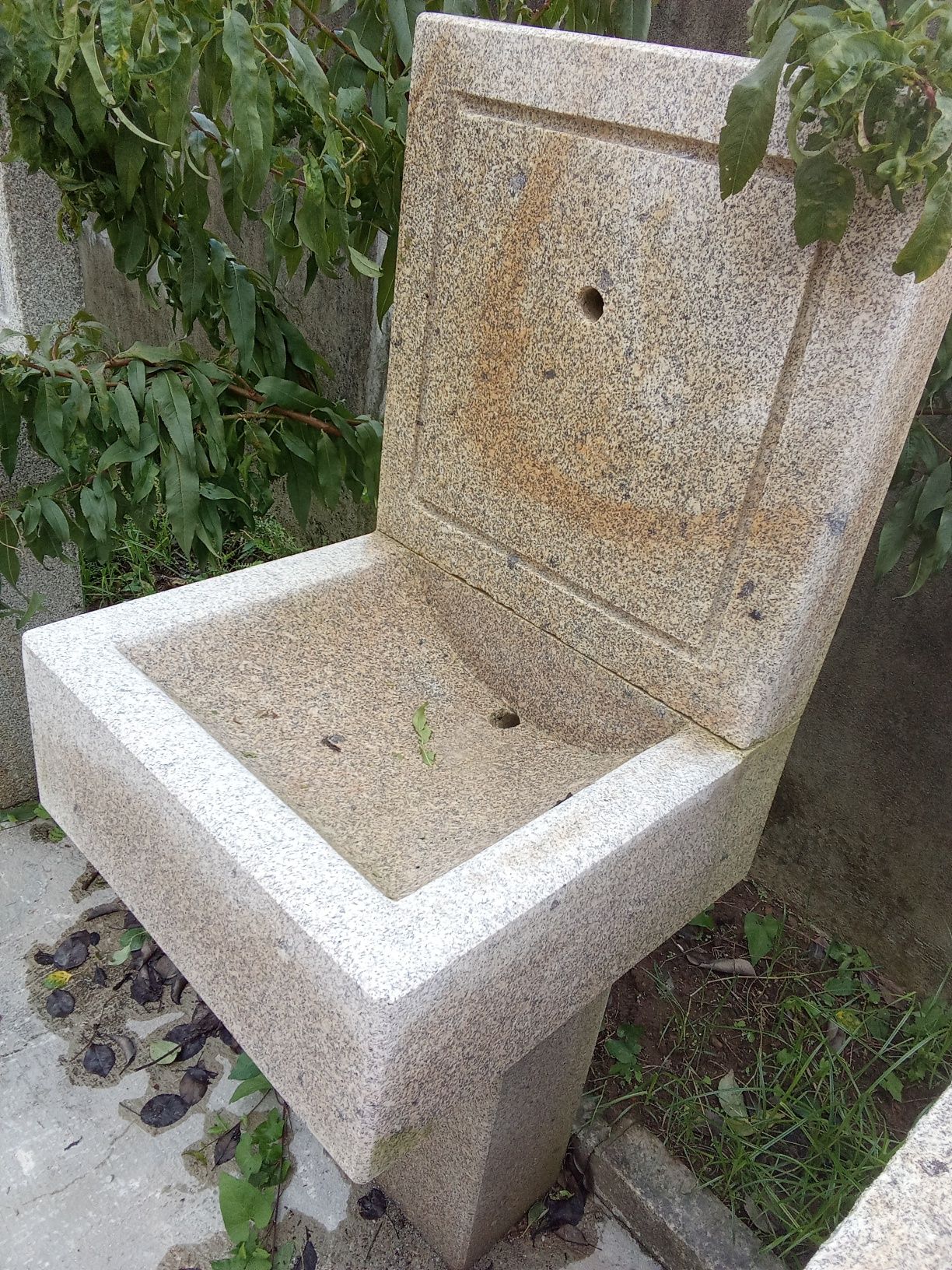 Fontanario em granito