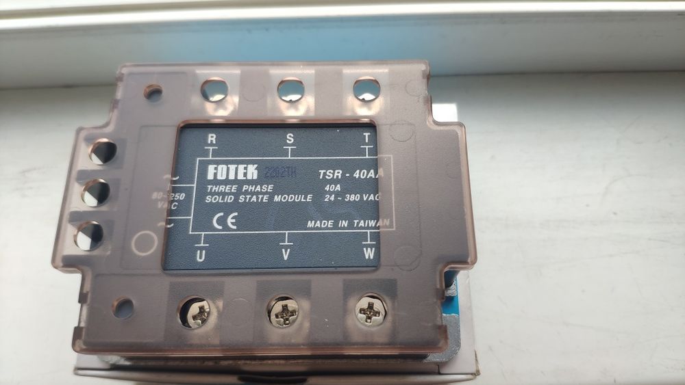 Реле твердотельное 3-х фазное Fotek TSR-40AA